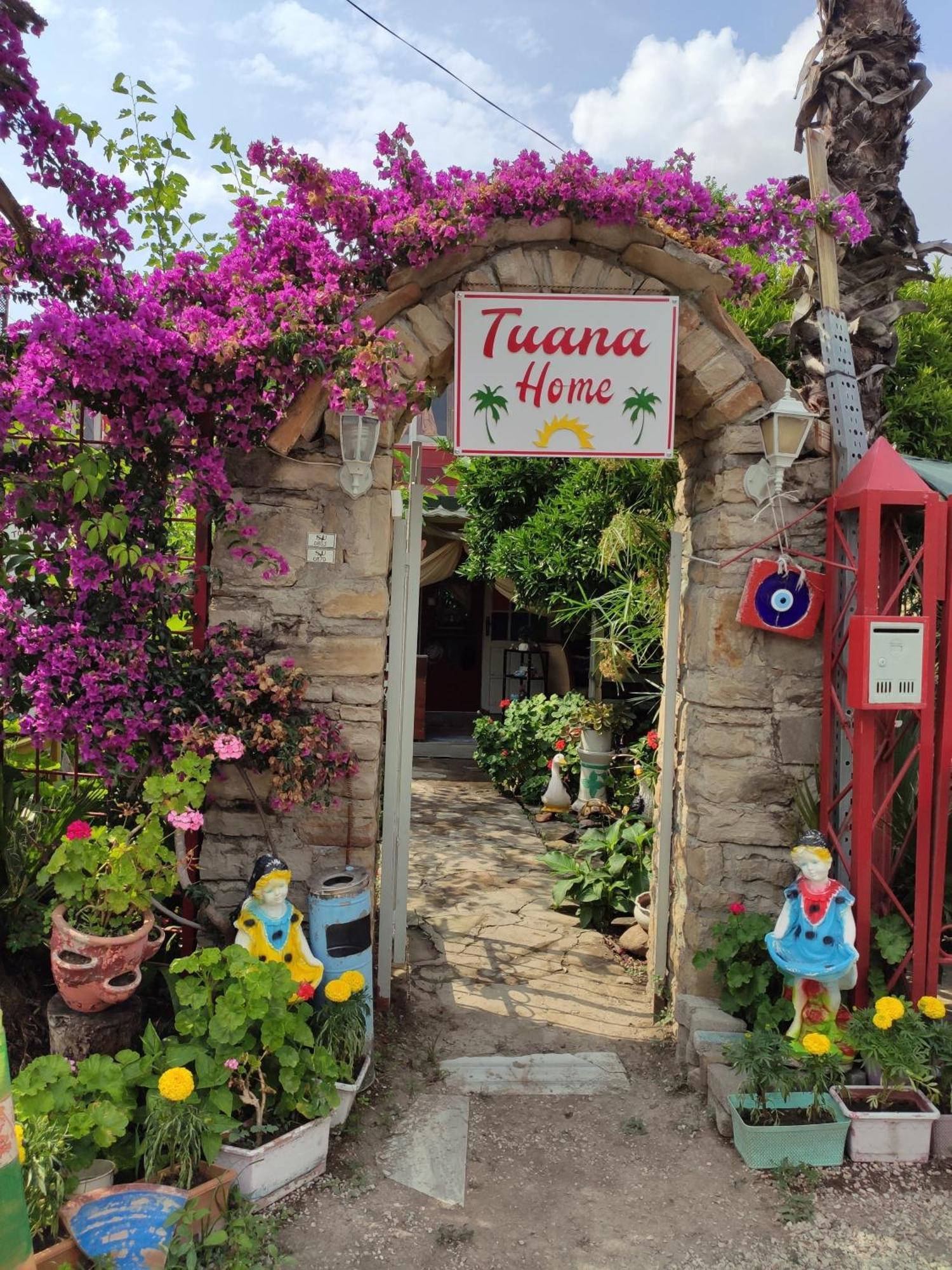 Side Tuana Garden Home ภายนอก รูปภาพ